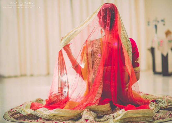Bride Pose