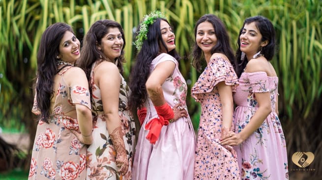 Bride And Bridesmaids