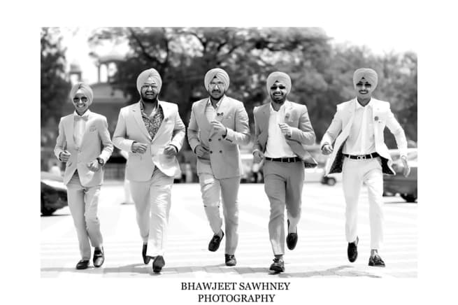 Masti With Friends In Wedding