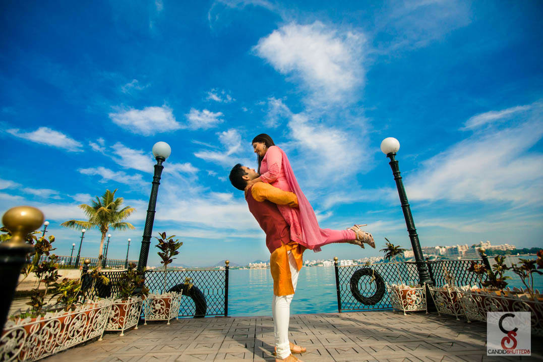 candid shutters pre wedding photography:candid shutters