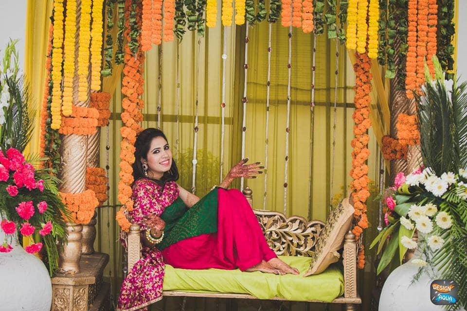 mehandi decoration:design aqua