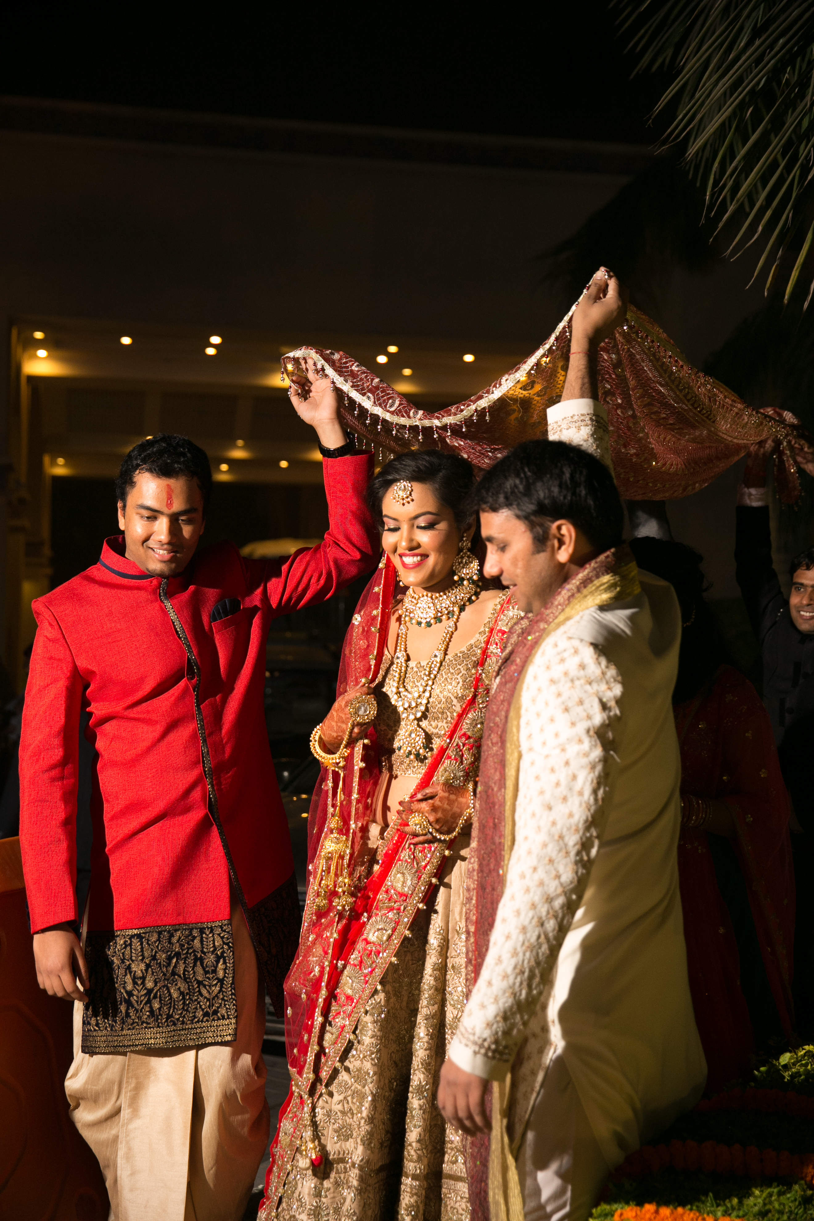 the grand bride entry!:kundan mehandi art, dipak colour lab pvt ltd, mahima bhatia photography, asiana couture, jasmeet kapany hair and makeup, sabyasachi couture pvt ltd