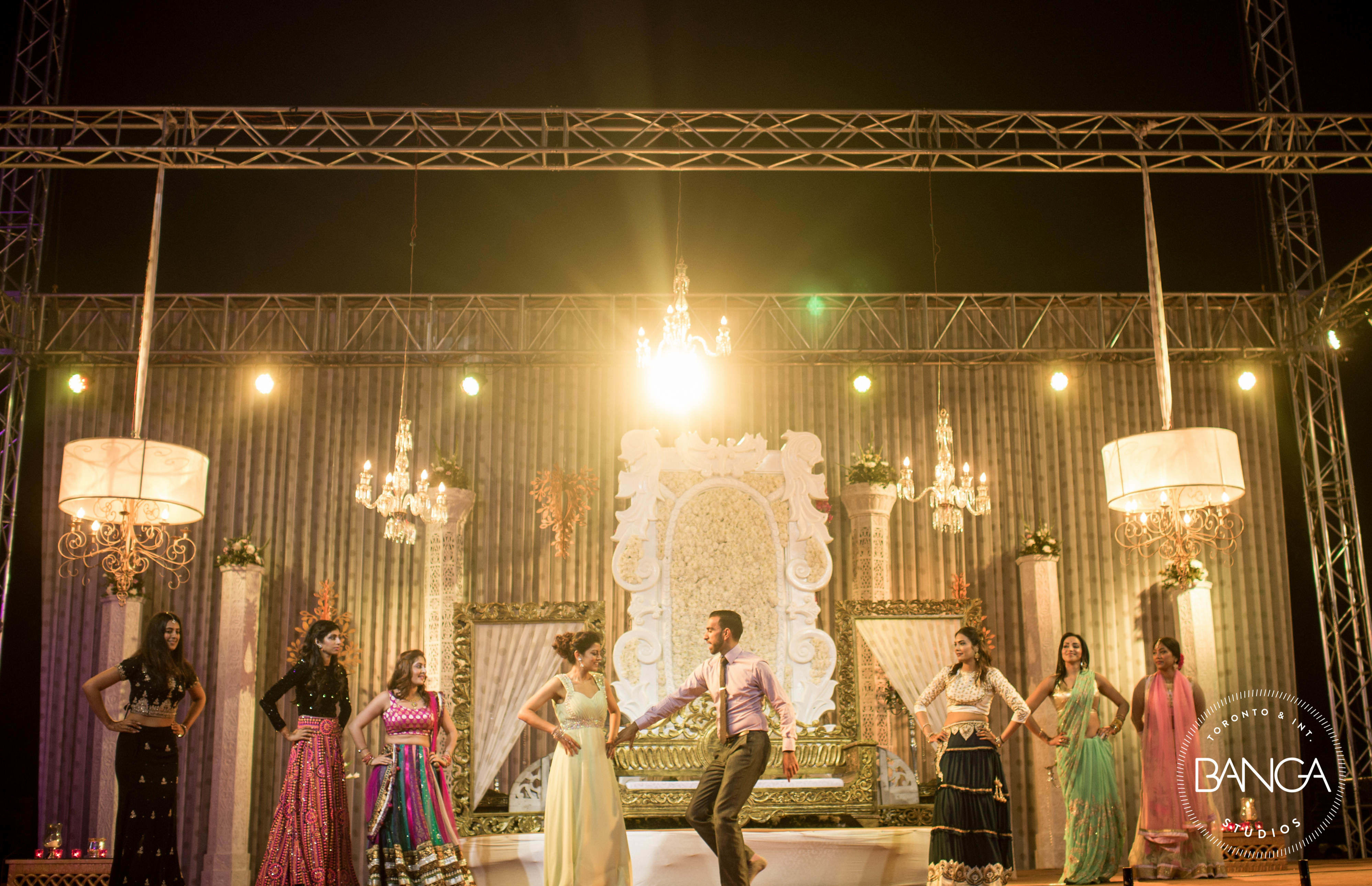 the group dance!:anita dongre timeless, shyamal and bhumika, anushree reddy, banga studios