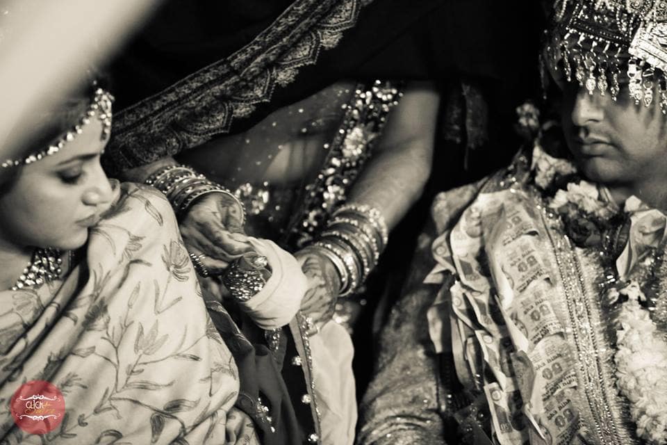 lovable wedding clicks:click sutra