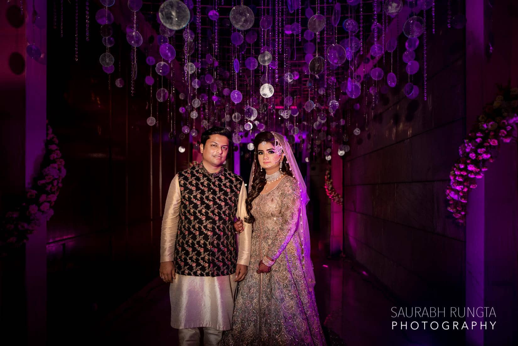 couple photography:sabyasachi couture, saurabh rungta photography