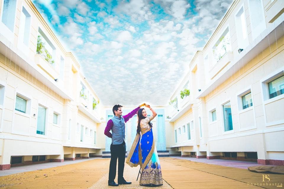 beautiful couple click:photoshastra