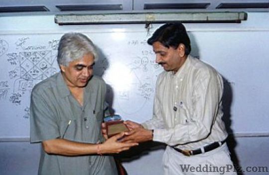 Dr Sudhir Shah Astrologer Astrologers weddingplz