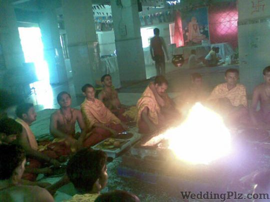 Yogesh Dave Astrologers weddingplz