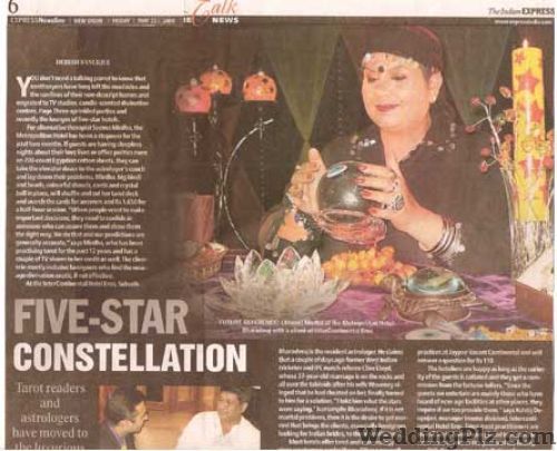 Dr. Seema Midha Astrologers weddingplz