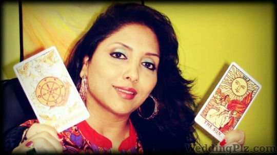Pooja Mathur Astrologers weddingplz