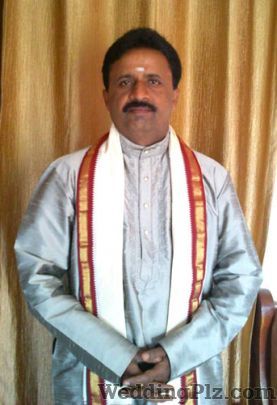 KM Basavaraj Guruji Astrologers weddingplz
