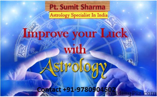 Pt Sumit Sharma Astrologer Astrologers weddingplz