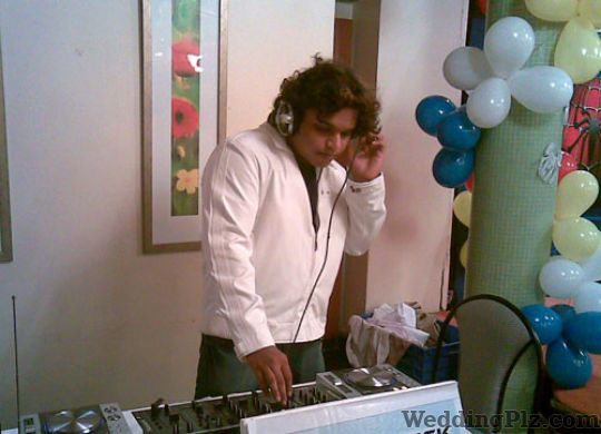 Dj Niraksh DJ weddingplz
