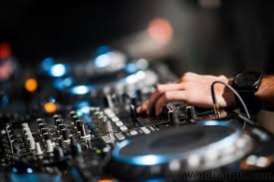 Dnr Entertainer DJ weddingplz