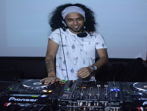 DJ Sumit Shenoy DJ weddingplz