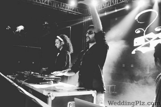 DJ Sumit Shenoy DJ weddingplz