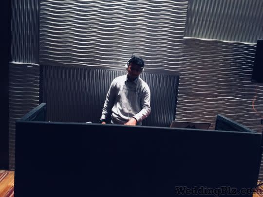 DJ Aaron DJ weddingplz
