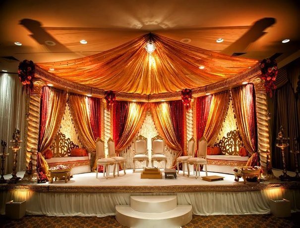 Queen Events Event Management Companies weddingplz