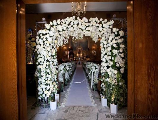 Om Flowers Florists weddingplz