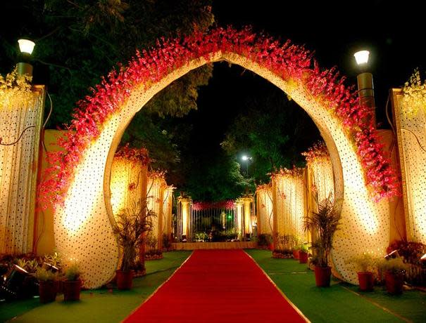 Mumbaionlineflorists.Com Florists weddingplz