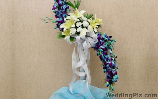 Bloom And Hues Florists weddingplz