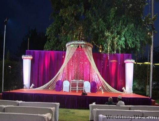 Chander Flowerist Florists weddingplz