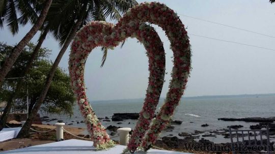 Friends N Flora Florists weddingplz