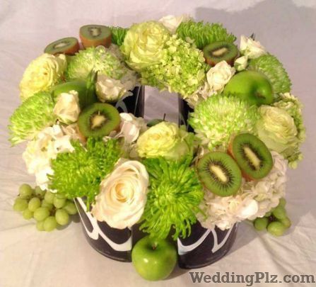 Friends N Flora Florists weddingplz