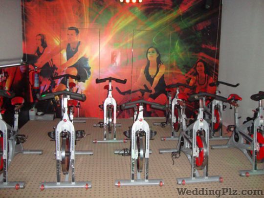 Planet Health Gym weddingplz