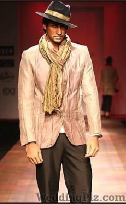 Krishna Mehta Groom Wear weddingplz