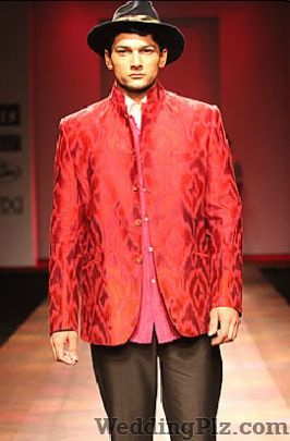 Krishna Mehta Groom Wear weddingplz
