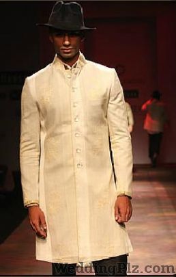 Krishna Mehta Groom Wear weddingplz