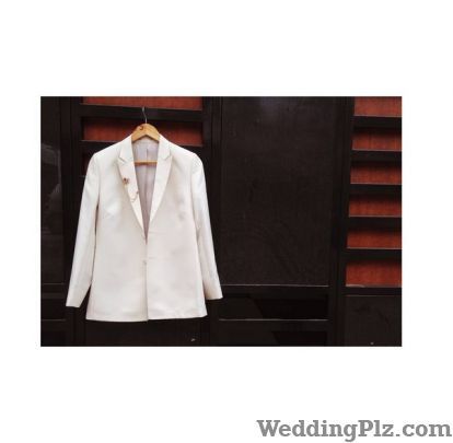 108 Bespoke Groom Wear weddingplz