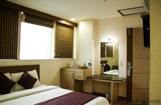 Hyphen Hotel Hotels weddingplz