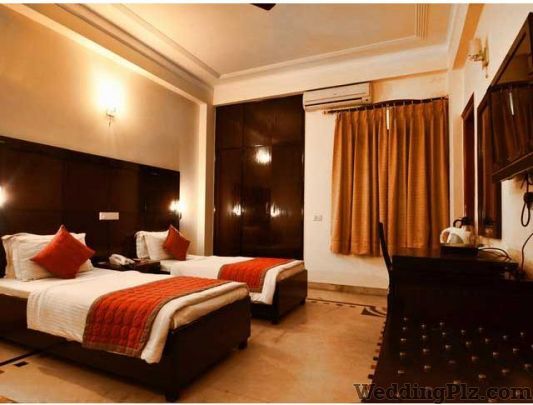 Regalia Retreat Hotels weddingplz