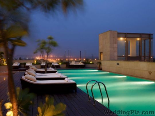 Crowne Plaza Hotels weddingplz