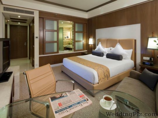 Crowne Plaza Hotels weddingplz