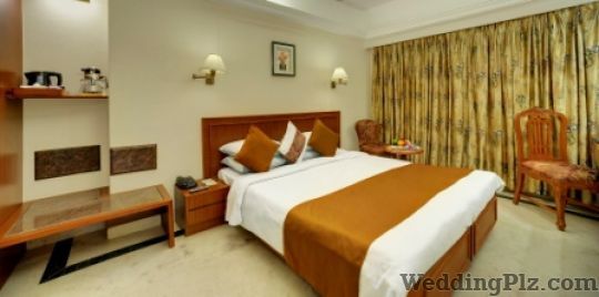 The Emerald Hotels weddingplz