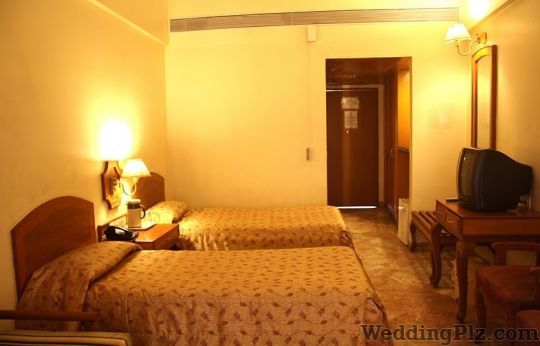 K Stars Woodss Resort Hotels weddingplz