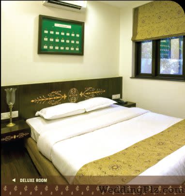 JC Chalet Hotels weddingplz