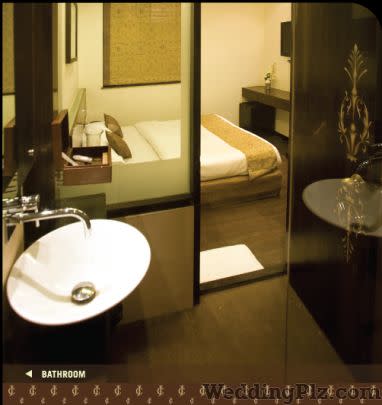 JC Chalet Hotels weddingplz