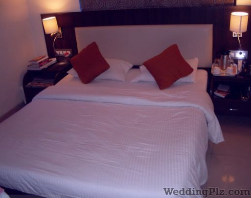 The Signature Crest Hotels weddingplz