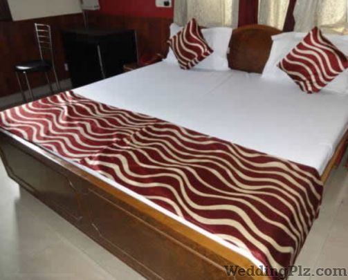Signature Crest Hotels weddingplz