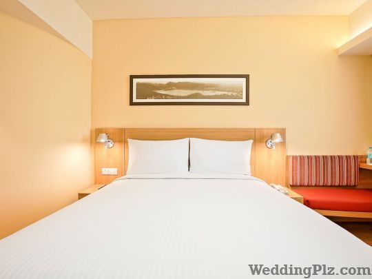 IBIS Hotel Hotels weddingplz