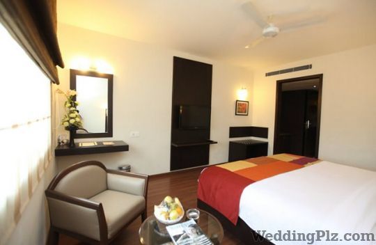 Monarch Plaza Comforta Hotels weddingplz