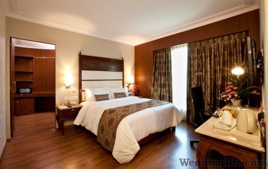 Goldfinch Hotels Hotels weddingplz