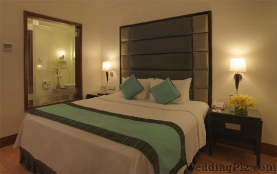Goldfinch Hotels Hotels weddingplz