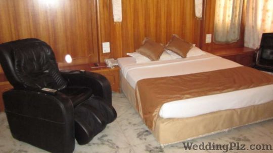 The Bell Hotel and Convention Centre Hotels weddingplz