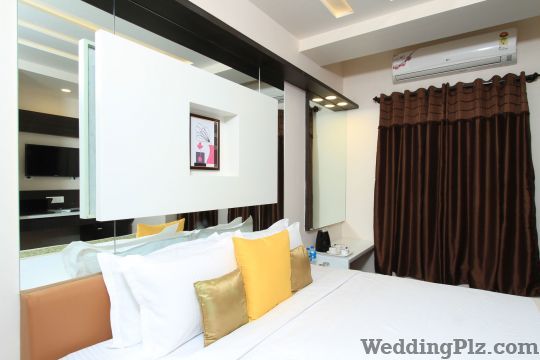 Roerich Pioneer Hotels weddingplz