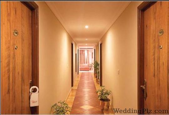 Cross Roads Inn Hotels weddingplz